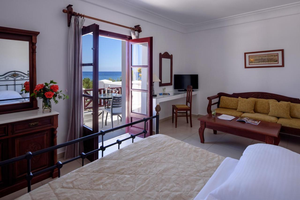 פריסה Veggera Beach Hotel מראה חיצוני תמונה