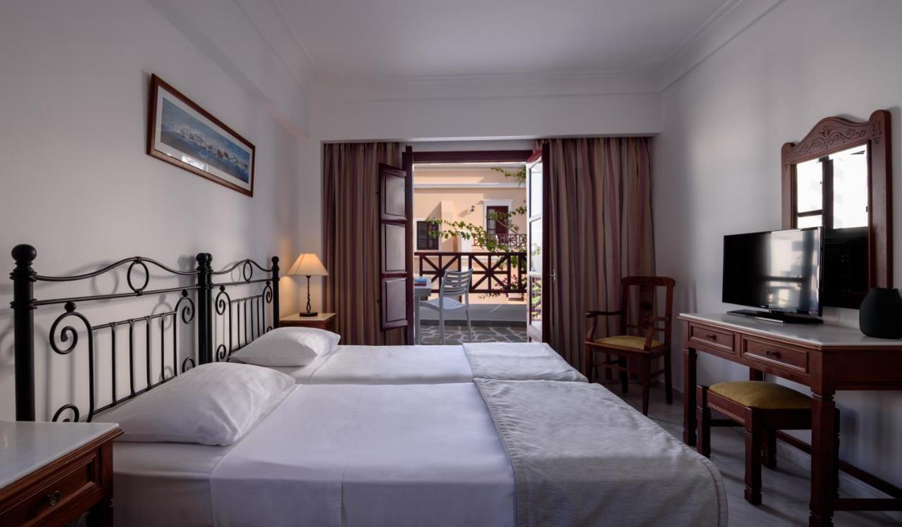 פריסה Veggera Beach Hotel מראה חיצוני תמונה